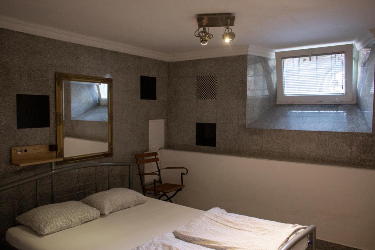 Double Room Private Bathroom