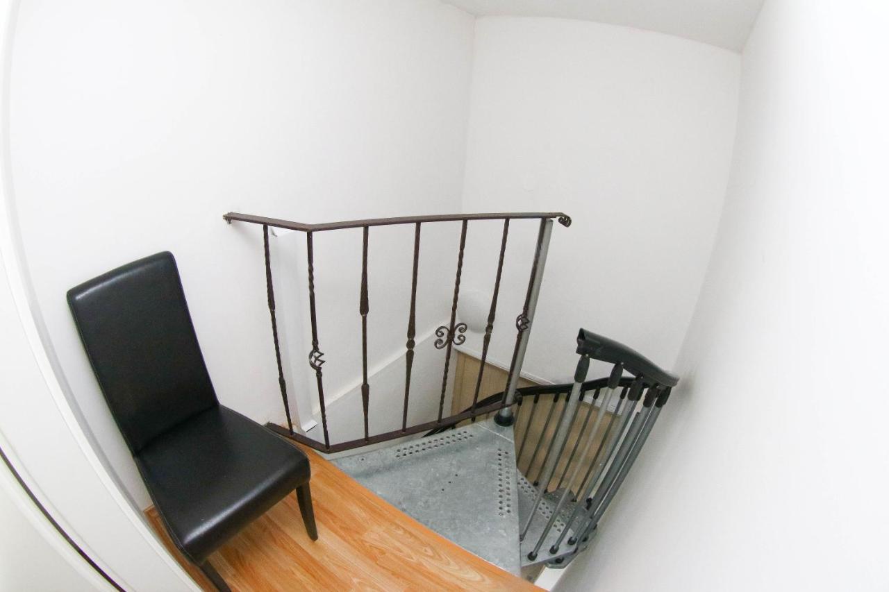 Basic Triple Room